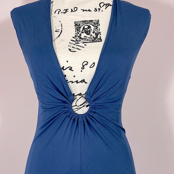 BCBGMaxAzria plunge neck maxi dress - Picture 2 of 8